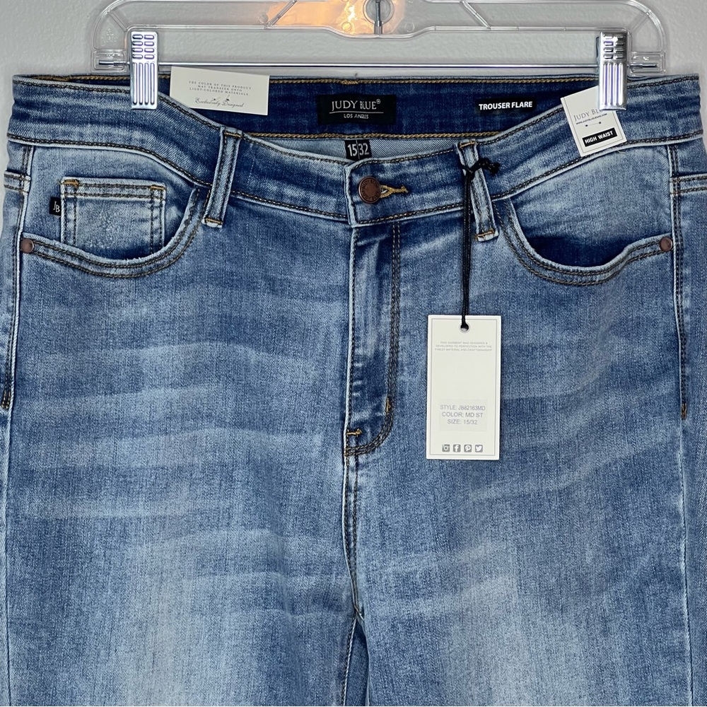NWT Judy Blue Trouser Flare High Waist Jeans 15/32 - Picture 4 of 7
